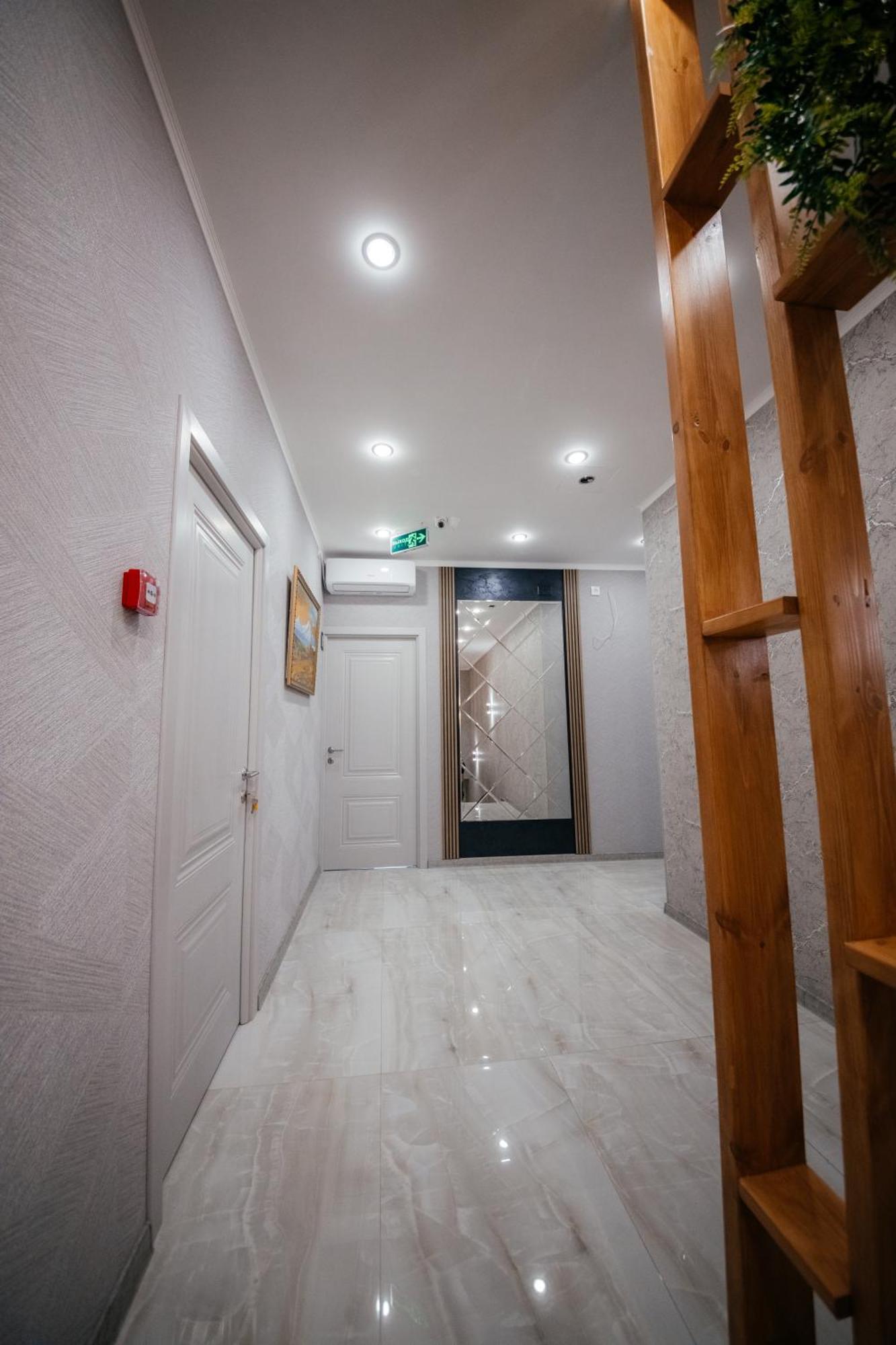 Chief Hotel 久姆里 外观 照片